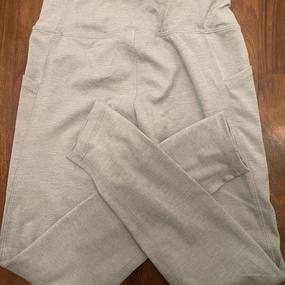 𝅺DANSKIN LEGGINGS size sp - Picture 3 of 6